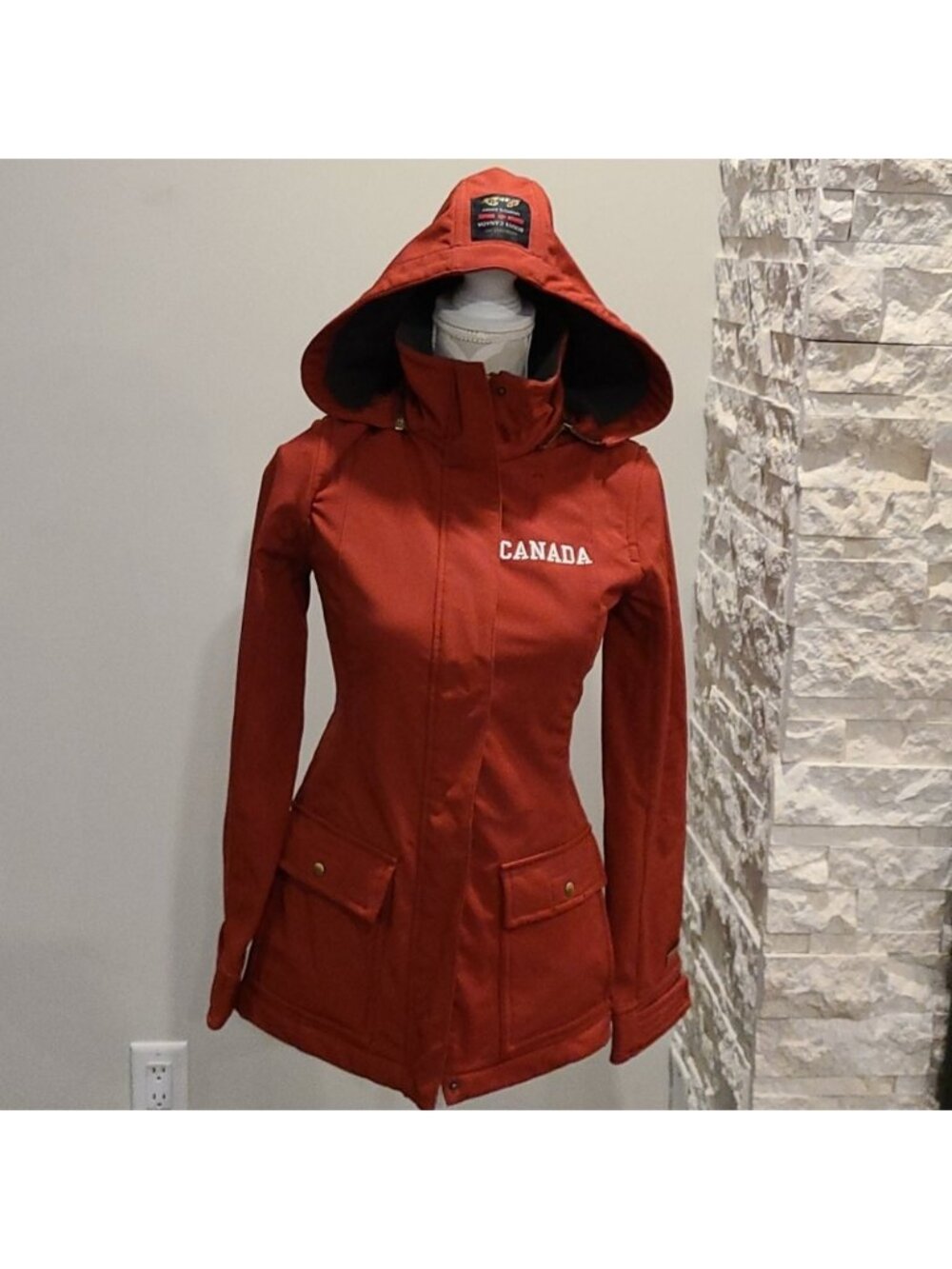 Roots soft shell jacket with removable hood